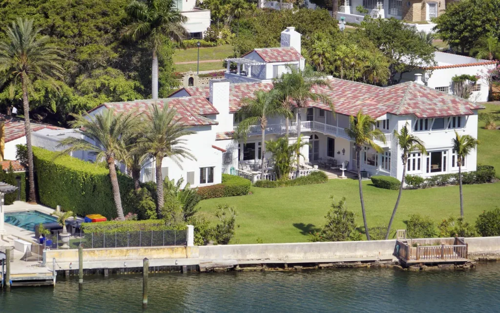 Choosing Sustainable Foam to Fortify Your Seawall for Decades